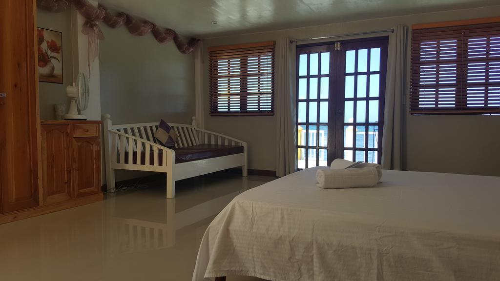 Lanas Beach Resort Romblon Island Exteriör bild